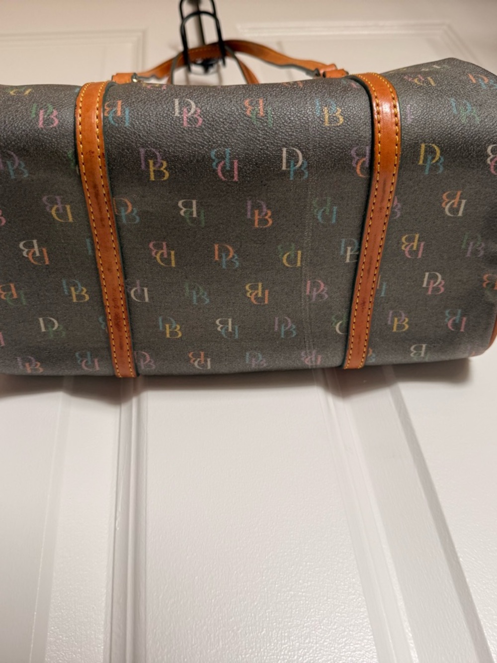 Dooney & Bourke Brown Multicolor DB Logo Shoulder Bag with Tan Trim - Picture 3 of 9